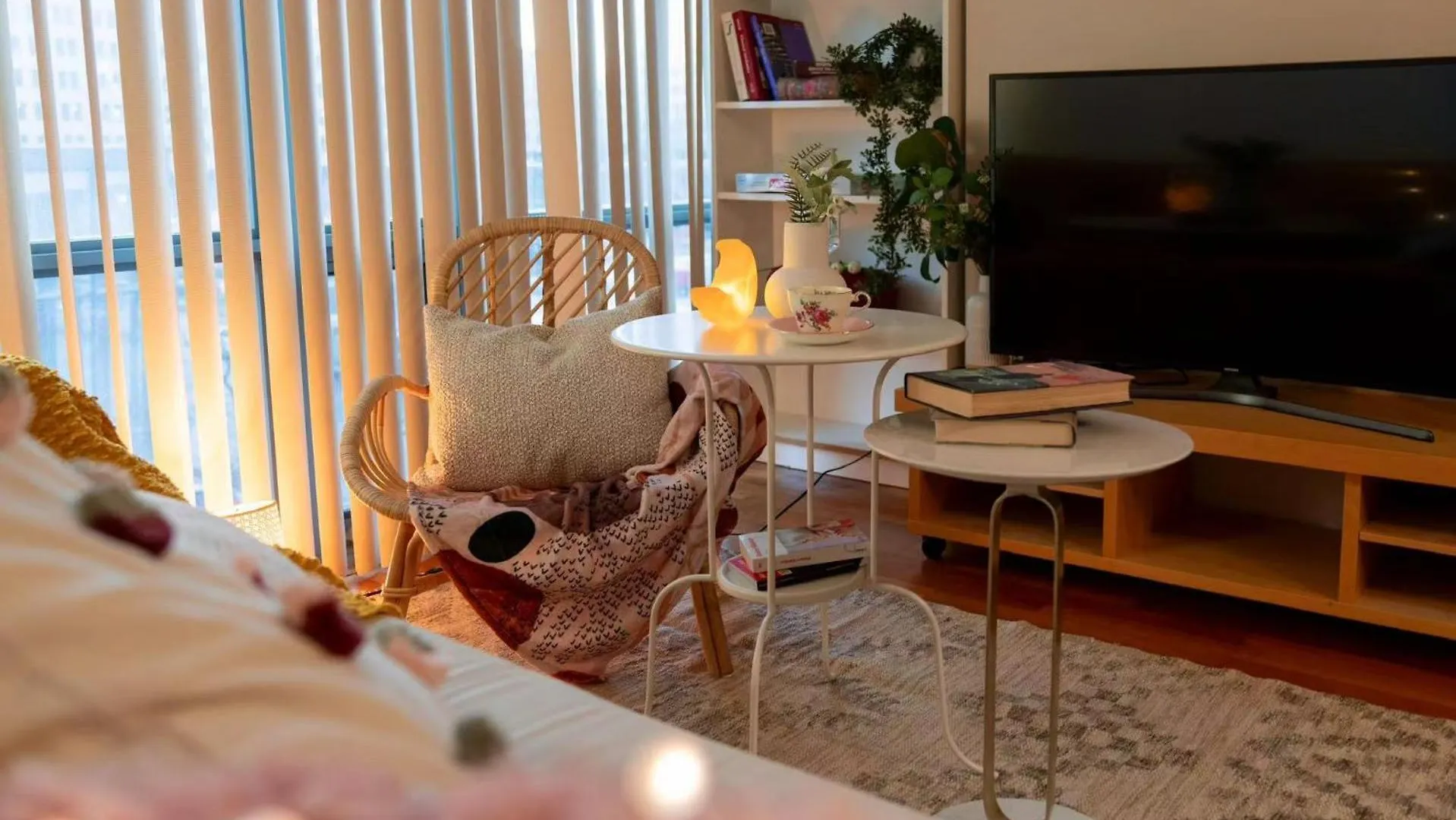Apartment Cozy Suite In Heart Of Downtown Toronto G3